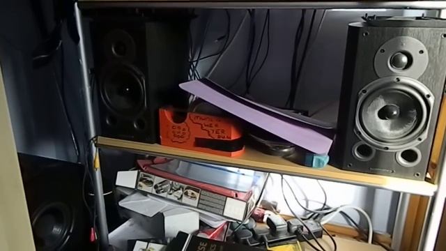 wharfedale diamond 9.1 and SUB full volume on 18W valve amplifyer смотреть онлайн