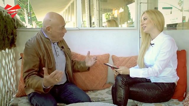 Познер зажег с ШИКАРНОЙ блондинкой в США!!!