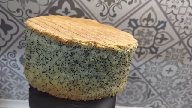 Безумно вкусный и простой маковый бисквит