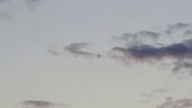 Transformer-UFO Over Forest By Erbach-Germany  26.06.2011