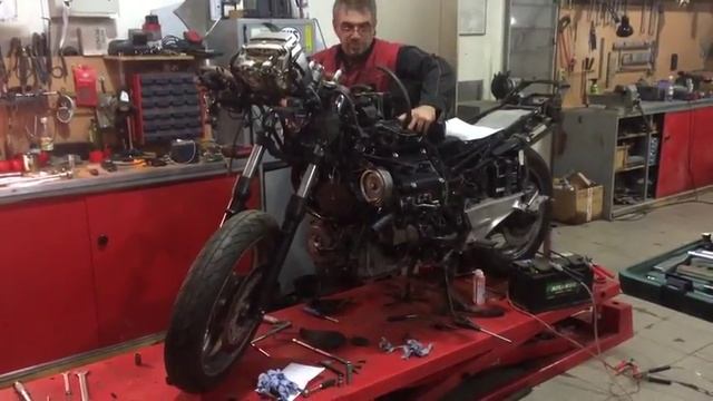 Pan European ST1100 1992 смотреть онлайн