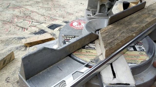 Как резать металлический уголок для плитки смотреть онлайн