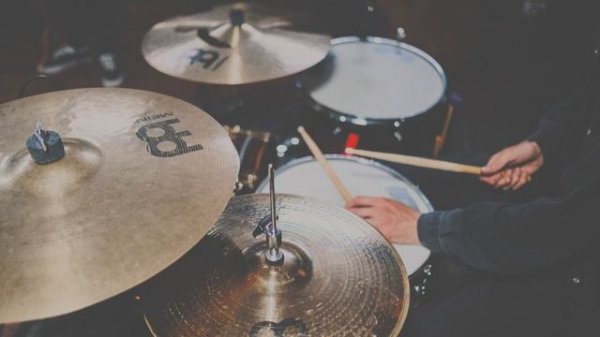 Blues Shuffle - Drum Metronome Loop - 125 BPM