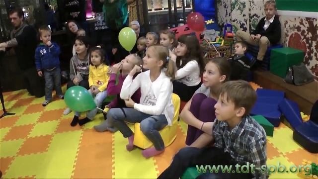 Спектакль 'Дорогою добра'. Товарищество Детских Театров г Санкт Петербурга. смотреть онлайн