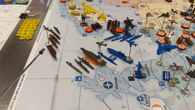 Global War 85 Turn 5: Heat in the Middle East смотреть онлайн