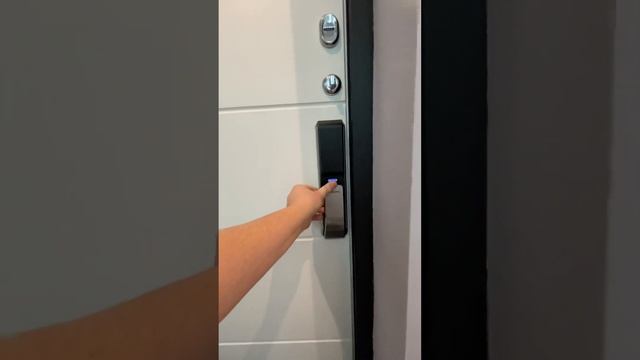 Электронный замок Samsung краткий обзор и Год его эксплуатации￼ смотреть онлайн