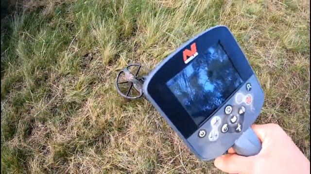 Gold Sovereign Signals On Minelab CTX3030 Metal Detectors
