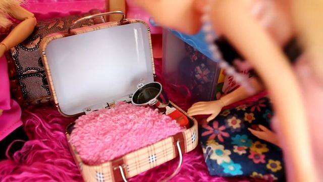 Сборник №10. НОВЫЙ СЫН Барби и Кена ИГРАЕМ В КУКЛЫ С БЕТТИ смотреть онлайн