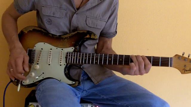 Old Fender Stratocaster, Fender Musicmaster Bass Amp, Boss Reverb, Zendrive смотреть онлайн