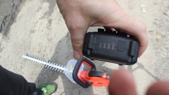 ЗВЕРЬ ? Аккумуляторный Кусторез Vitals и Живая Изгородь смотреть онлайн