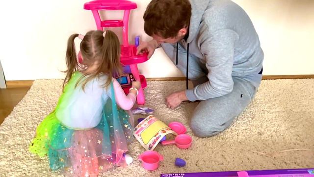 Мия празднует свой четвёртый День рождения !