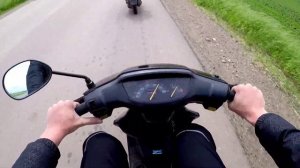 HONDA DIO против КИТАЙЦА/ПОКАТУШКИ НА СКУТЕРАХ С ДРУЗЬЯМИ