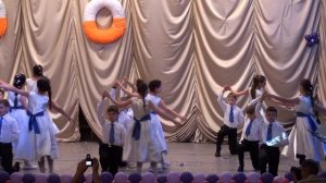 Выпускной вальс в 4 классе, гимназия № 9, город Свободный