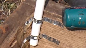 НА ДАЧЕ. КАК ПОСТРОИТЬ  ПРОСТУЮ ТЕПЛИЦУ.