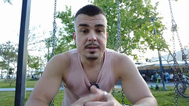 Стоит ли дарить цветы и почему ? Конфетно-букетный период. смотреть онлайн