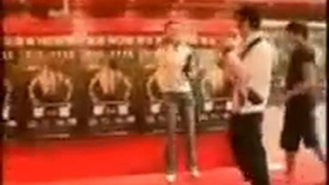 Тони Джа, ТРЮКИ!!! смотреть онлайн