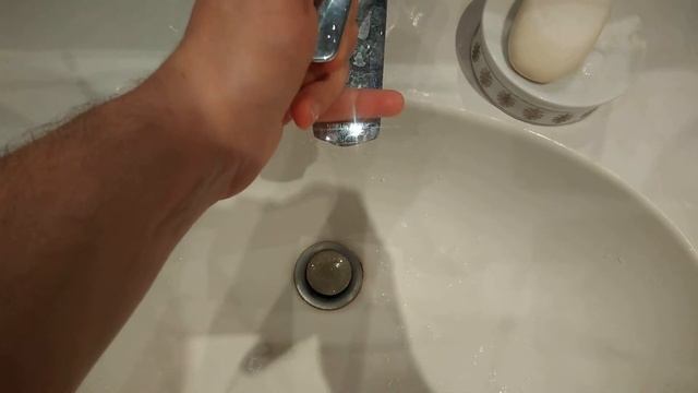 Как открыть кран, чтобы текла вода смотреть онлайн