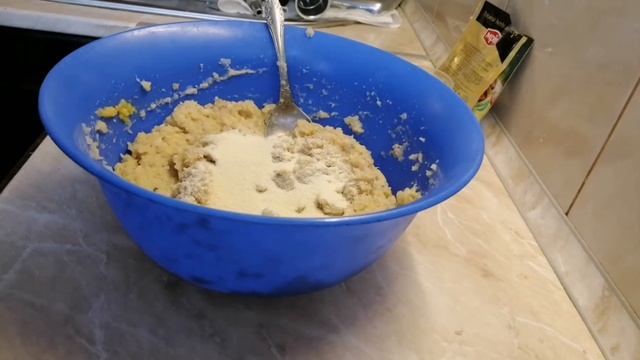 Рыбные котлеты с хека в панировочных сухарях ? смотреть онлайн