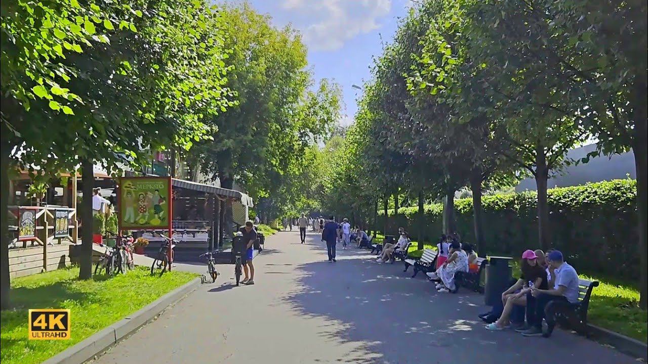 Летняя жара в Москве. Прогулка в Парке Горького смотреть онлайн