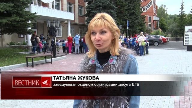 Златоустовским малышам подарили праздник поэзии на свежем воздухе смотреть онлайн