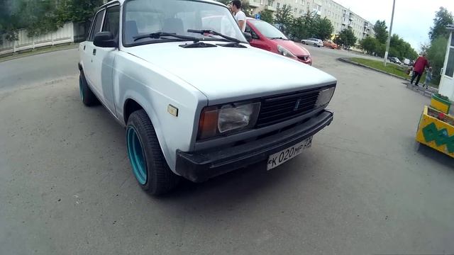 Правильная Ваз 2105 на Разварках. Боевая Классика. смотреть онлайн