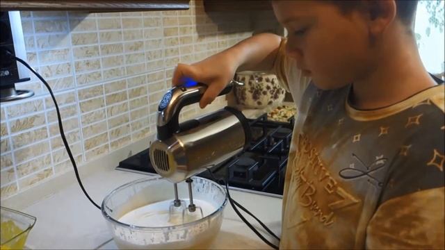 Как сделать мороженое в домашних условиях. Мороженое дома рецепт пломбира из сливок без сгущенки смотреть онлайн