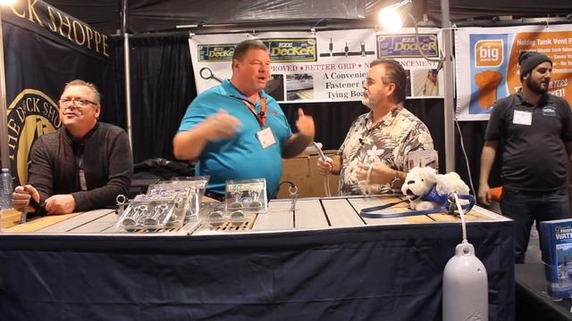 EZE Docker / EZE Decker! @The 2019 Toronto International Boat Show! смотреть онлайн