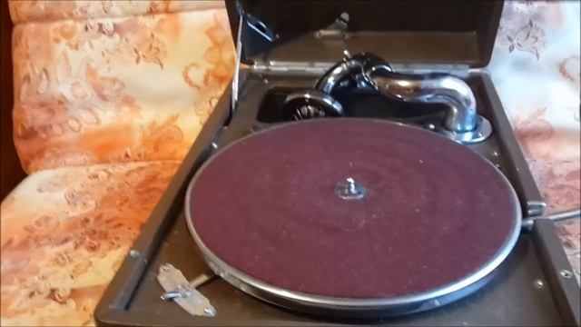 Старый патефон смотреть онлайн