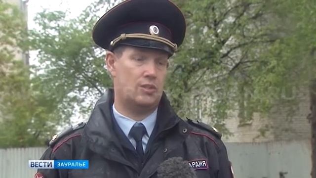 В Кургане хулиганы вступают с правоохранителями в перепалку смотреть онлайн