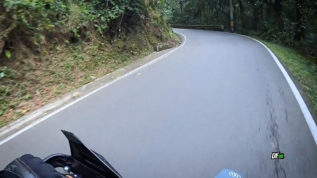 Husqvarna 701 Supermoto - Todo un conjunto de diversión para la calle / Historia del supermoto DF18 смотреть онлайн