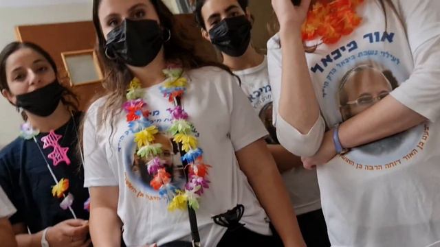 Короткий,но очень позитивненький репортаж из больницы... смотреть онлайн