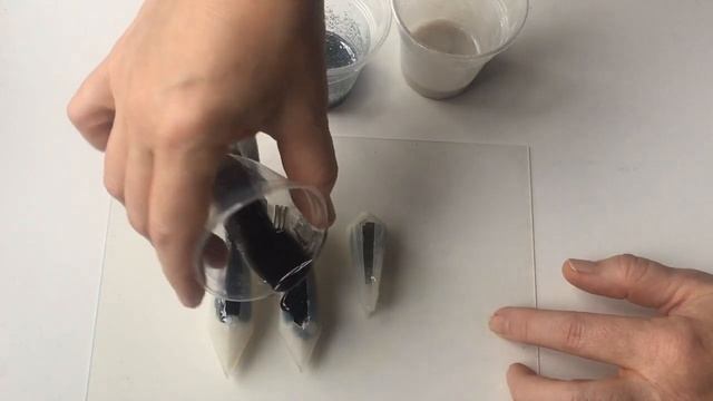 ПОДСТАВКА ДЛЯ БИЖУТЕРИИ ИЗ ЭПОКСИДНОЙ СМОЛЫ смотреть онлайн