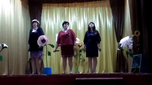 Песня "Клен зелений" в исполнении Ковальчук Светланы, Фарины Татьяны и Ланевич Людмилы. смотреть онлайн