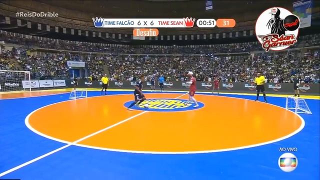 CRAZY FUTSAL SKILLS 2019 - TEAM FALCAO VS TEAM SÉAN смотреть онлайн
