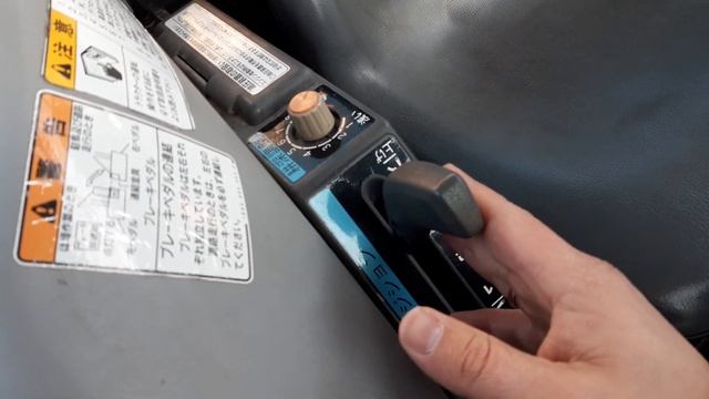 Гусенично колёсный трактор ISEKI GEAS с кабиной Видео обзор смотреть онлайн