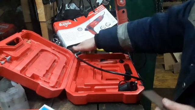 Шлифовальная машина Elitech ПМШ 170ЭЖК смотреть онлайн