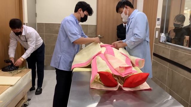 Lễ Tang Chị Thái Thị Nữ tại DeaGu Hàn Quốc смотреть онлайн