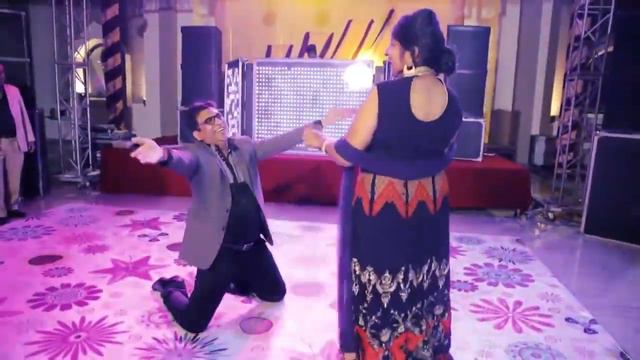 СТЕРВОЧКА ЩЕКОЧЕТ НЕРВОЧКИ indian video version смотреть онлайн