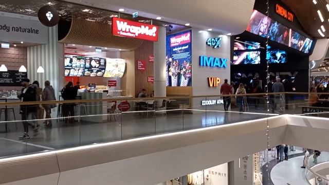 Wroclaw. Польша. Самый крутой торговый центр Вроцлава - Wroclawia.  28.12.2021