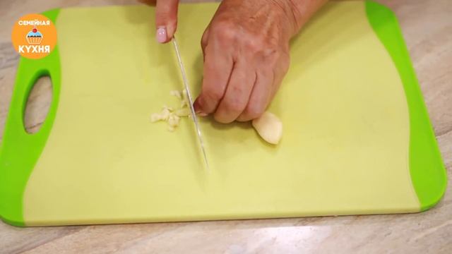 ПИРОЖКИ С КАПУСТОЙ НА ПАРУ! Вкуснейшие корейские ПИРОЖКИ ПИГОДИ на пару с мясом и капустой! смотреть онлайн