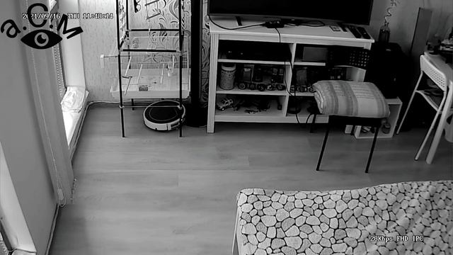 VIDEO IN EYE VISION MODE SHOWS THE ROBOT SENSORS FLASHING ILIFE V7   а.С.м смотреть онлайн