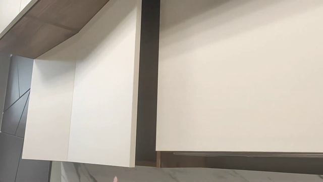 Кухня в стиле модерн / обзор мебели в салоне / Мебель Оренбурга смотреть онлайн