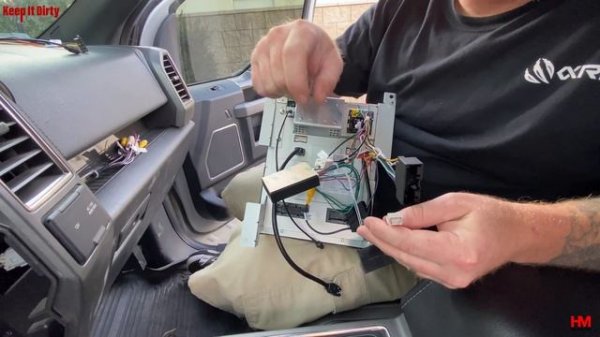 Tesla style screen installation for Ford F150 Raptor - GU Auto Tech 12.1" display