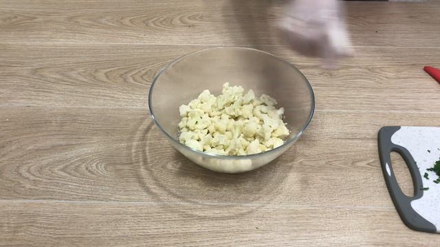 Салат "Здоровье" из цветной капусты. Рецепт полного витаминами салата от "Здорово и вкусно с Дианой смотреть онлайн