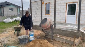 Сделал крыльцо из бетона своими руками