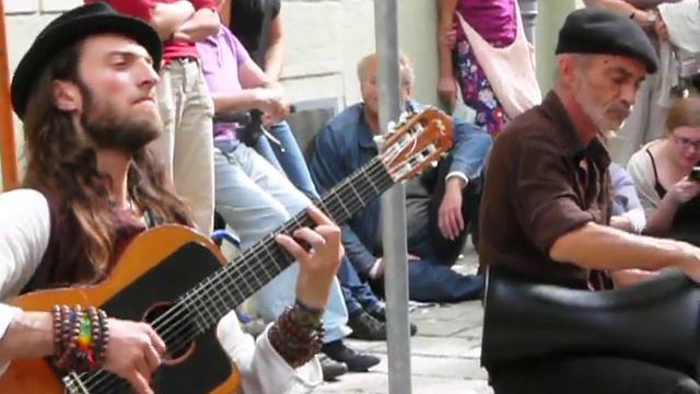 Estas Tonne And Yonatan Bar Rashi, Paris Heart & Cosmic Fairytale (Pflasterspektakel Linz 2011)