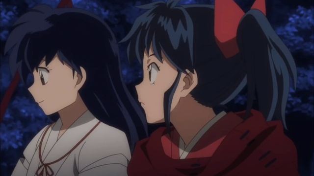 Yashahime: Inuyasha and his wife Kagome with their daughter Moroha in a cute soft moment! смотреть онлайн