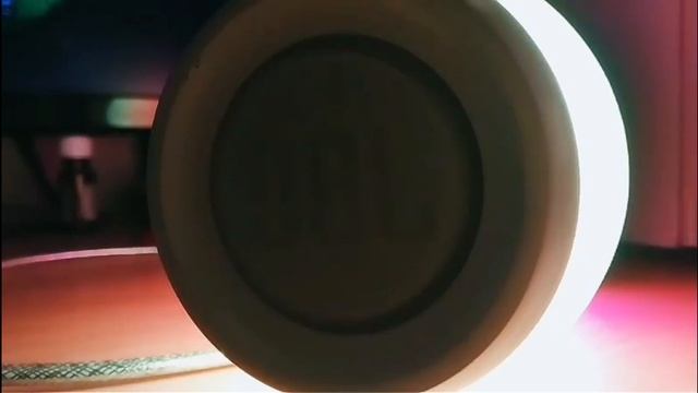 JBL Pulse 3 / Bass test / 8K 60fps / #jbl #basstest #8k смотреть онлайн