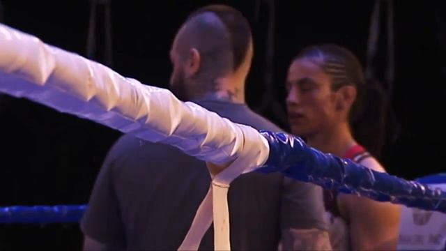 MMA world title fight: LENA OVCHYNNIKOVA - МАRA BORELLA