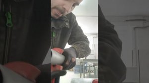 Как быстро и ровно отрезать канализационную трубу